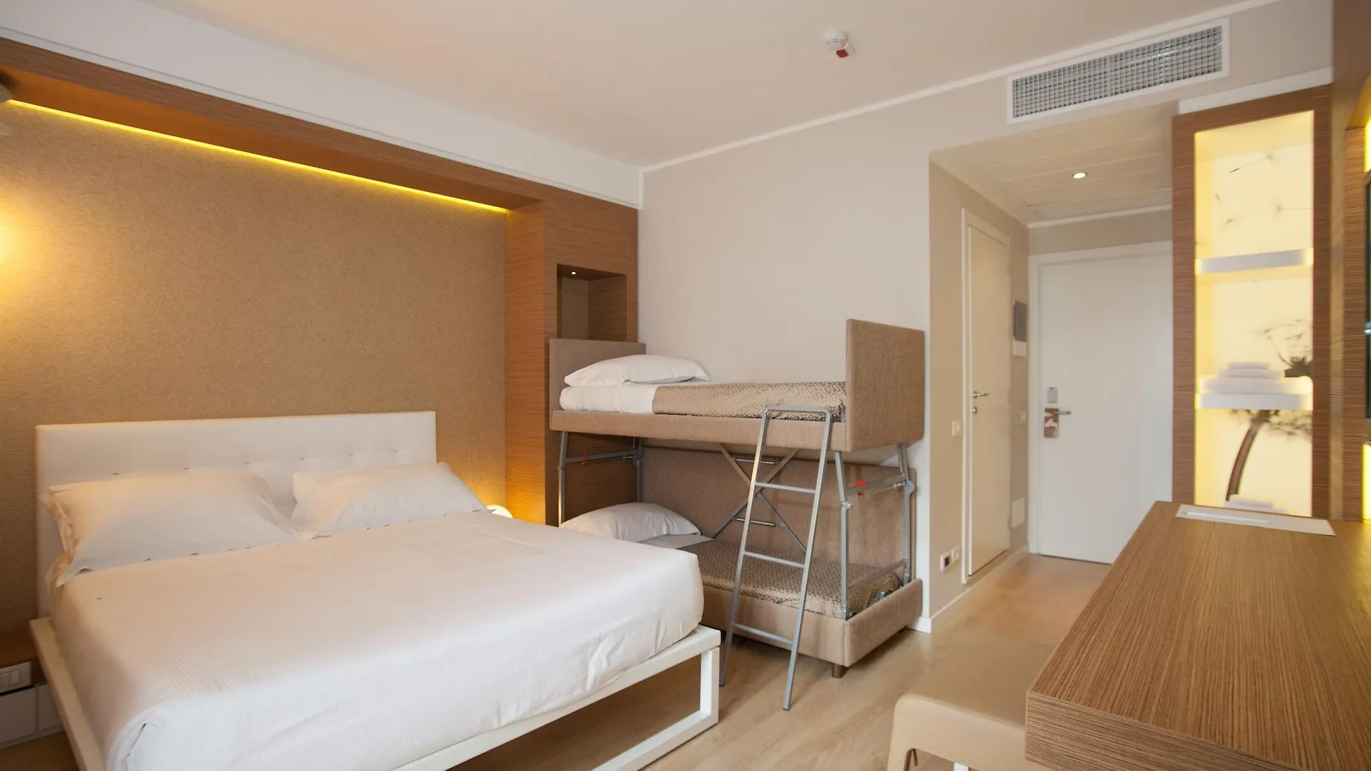 Oxygen Lifestyle Hotel Viserbella di Rimini Italien