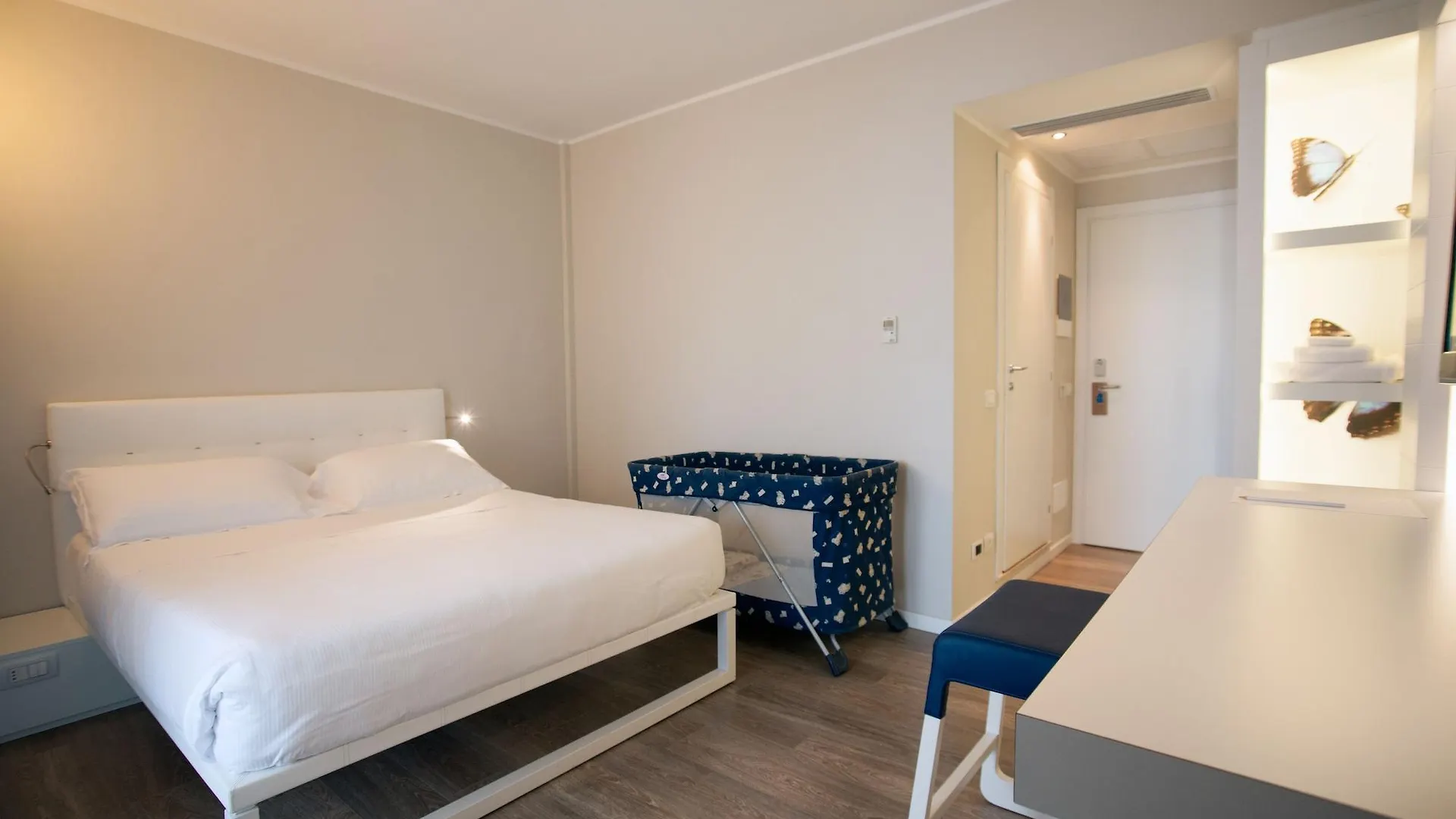 ****  Oxygen Lifestyle Hotel Viserbella di Rimini Italië